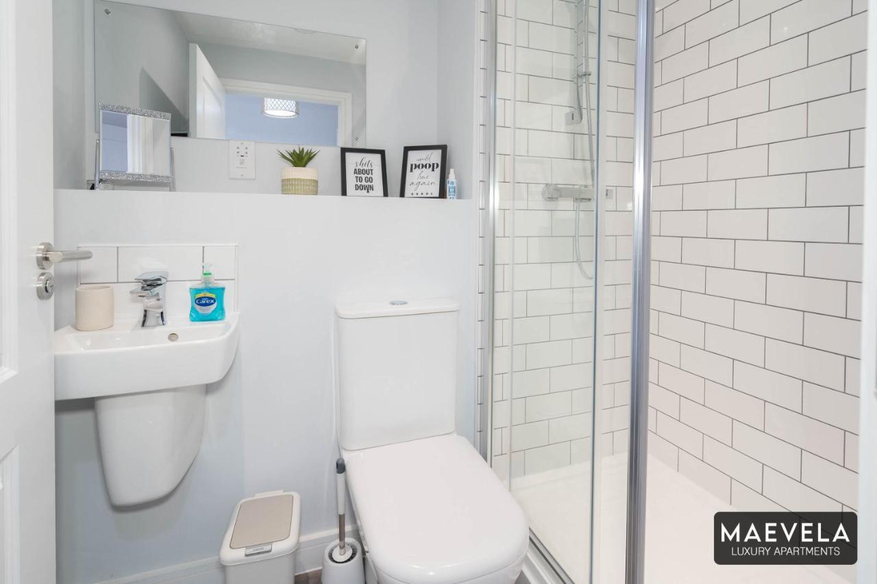 Maevela Apartments - Luxury Top Floor Penthouse - With Parking - 2 Bedroom New Build Apartment ✪ City Centre, Digbeth ✓ With Huge Patio Sliding Doors - City View - Rooftop Terrace - Ps4 & Smart Tv'S Μπέρμιγχαμ Εξωτερικό φωτογραφία