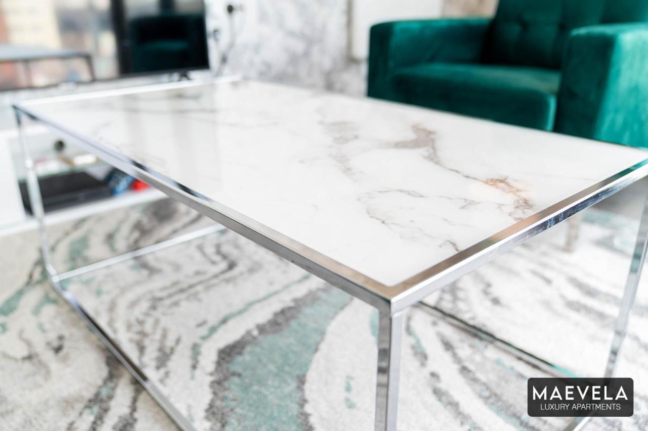Maevela Apartments - Luxury Top Floor Penthouse - With Parking - 2 Bedroom New Build Apartment ✪ City Centre, Digbeth ✓ With Huge Patio Sliding Doors - City View - Rooftop Terrace - Ps4 & Smart Tv'S Μπέρμιγχαμ Εξωτερικό φωτογραφία
