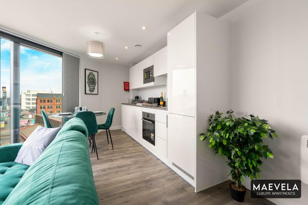 Maevela Apartments - Luxury Top Floor Penthouse - With Parking - 2 Bedroom New Build Apartment ✪ City Centre, Digbeth ✓ With Huge Patio Sliding Doors - City View - Rooftop Terrace - Ps4 & Smart Tv'S Μπέρμιγχαμ Εξωτερικό φωτογραφία