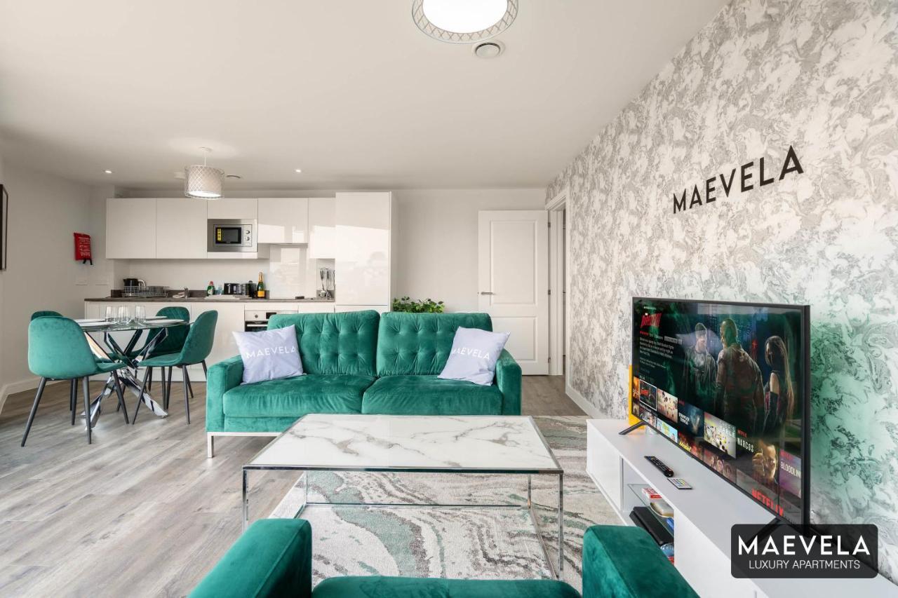 Maevela Apartments - Luxury Top Floor Penthouse - With Parking - 2 Bedroom New Build Apartment ✪ City Centre, Digbeth ✓ With Huge Patio Sliding Doors - City View - Rooftop Terrace - Ps4 & Smart Tv'S Μπέρμιγχαμ Εξωτερικό φωτογραφία
